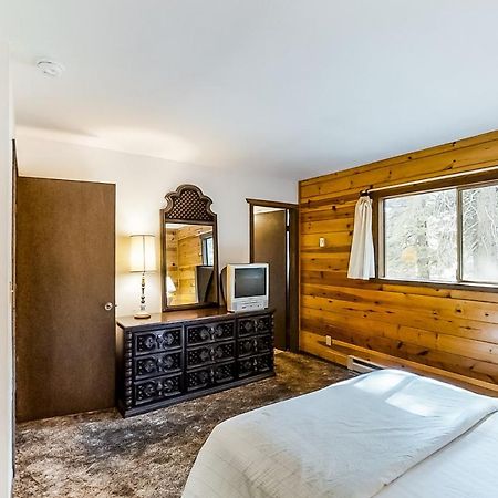 Tahoma Getaway Villa Exterior photo