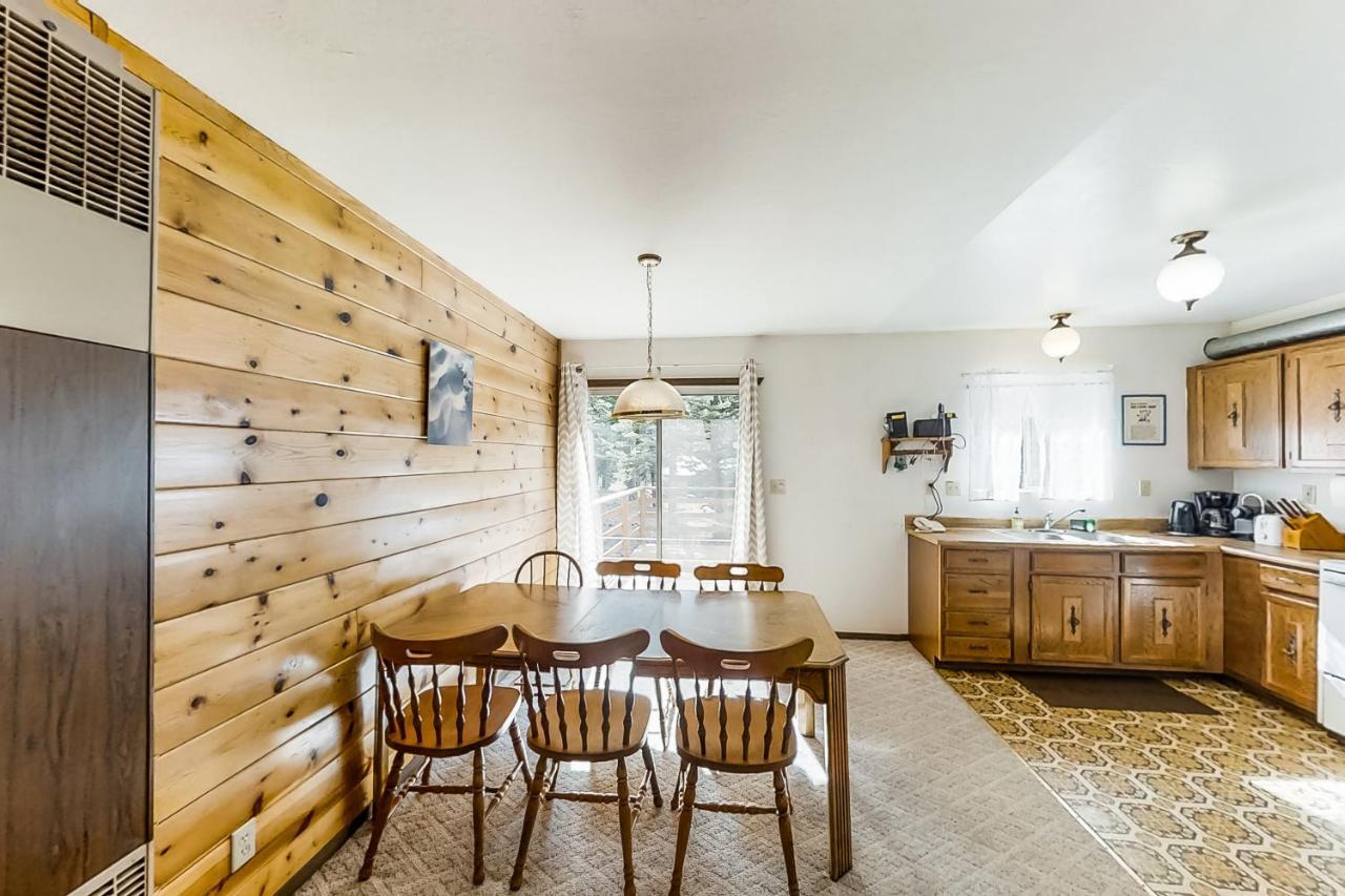 Tahoma Getaway Villa Exterior photo