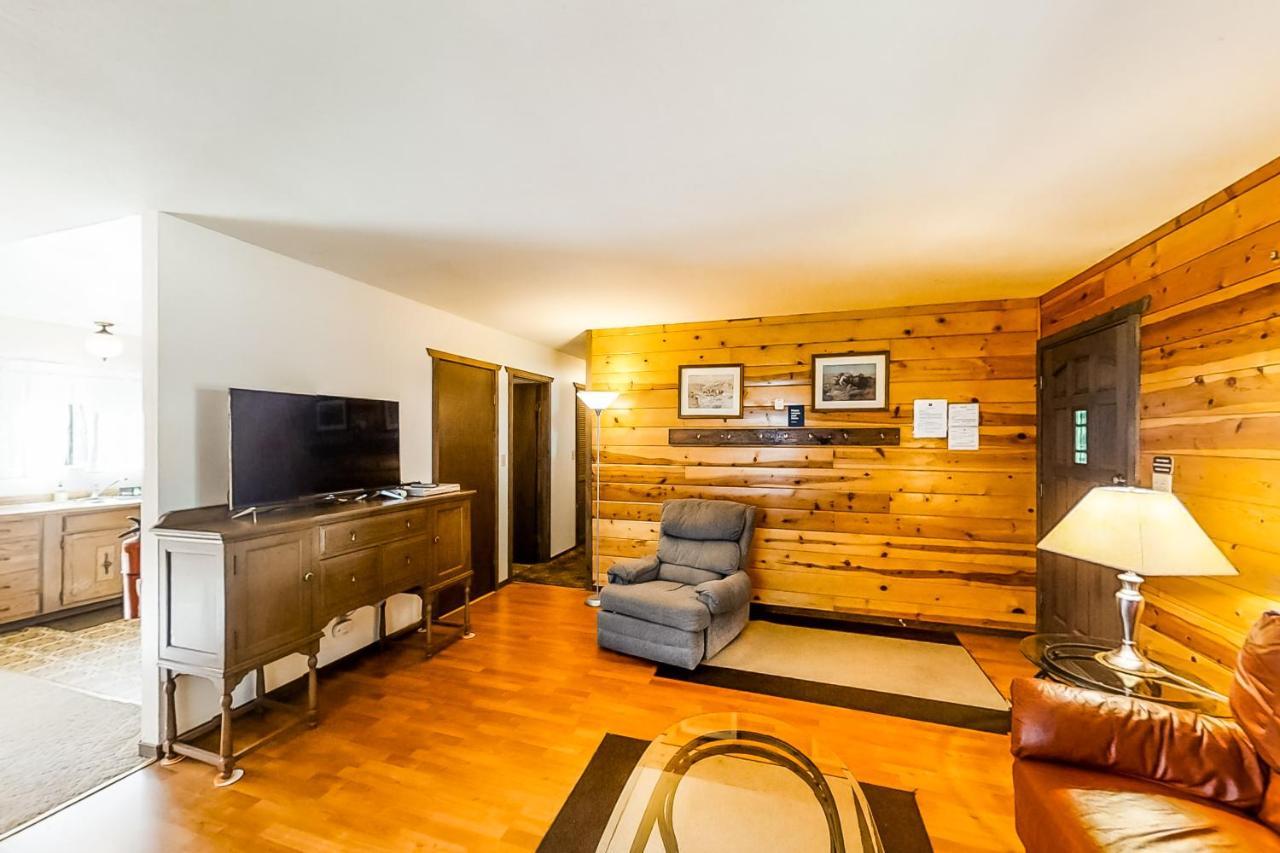 Tahoma Getaway Villa Exterior photo
